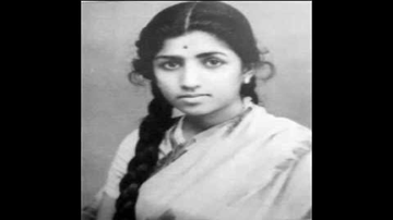muskuraahaT tere honThon kii meraa singaar hai Lyrics - Nutan | Gope | Nasir | Lata Mangeshkar
