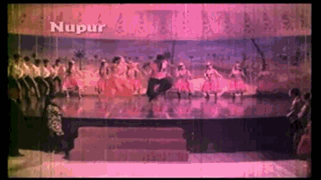 Naach Hasina Naach Ke Duniya Dekhe Lyrics - Mukesh | Ranu Mukherjee