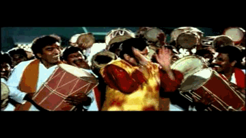 Nagri Nagri Halla Mache Lyrics - Nagma | Satya Prakash | Krishna Kumar | Aditya Narayan Jha | Nagoor Babu (Mano)