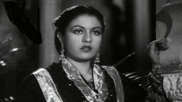 Nazar Kuchh Aaj Aisa Aa Raha Hai Lyrics - Ashok Kumar | Veena | Murad | Mumtaz