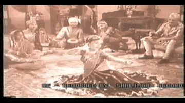 Nigaahen Ladte Hi Lyrics - Murad | Durga Khote | Nigar Sultana | Shamshad