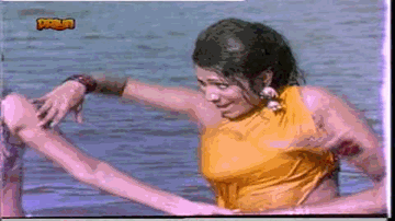 O Garam Garam Kaya Lyrics - Vinod Khanna | Bindu | Sujit Kumar | Asha Bhosle