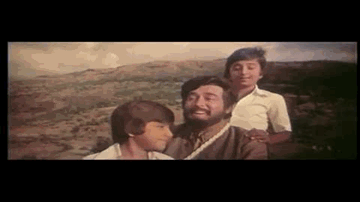 Oonche Neeche Raaste Lyrics - Amitabh Bachchan | Tanuja | Sanjeev Kumar | Kishore Kumar | Lata Mangeshkar