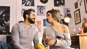 Orrey Mon (Title) Lyrics - Ayushmann Khurrana | Ritabhari Chakraborty