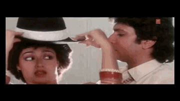 Oye Naukar Sarkari Lyrics - Kumar Gaurav | Shatrughan Sinha | Amrish Puri | Alka Yagnik