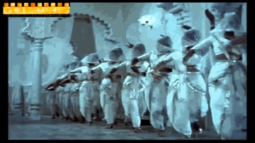 Paayaliyaa Baawri Baaje Lyrics - Mumtaz | Saira Banu | Joy Mukherjee | Lata Mangeshkar