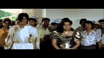 Padosan Apni Murgi Ko Rakhna Samhaal Mera Murga Hua Hai Deewana Lyrics - Amitabh Bachchan