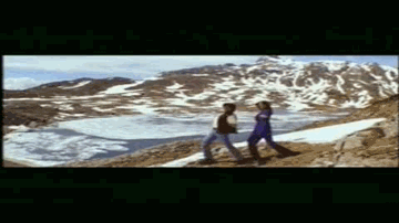 Pal Beet Gaya Ye To Lyrics - Manoj Bajpai | Sharad Kapoor | Mukul Dev | Alka Yagnik | Kumar Sanu