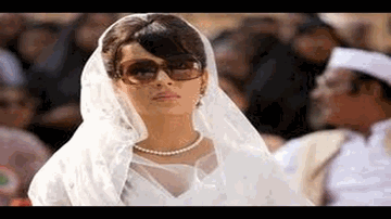 Parda Lyrics - Ajay Devgan | Emraan Hashmi | Randeep Hooda | Sunidhi Chauhan