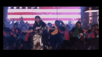 Pichhu Pade Mere Lyrics - Anupam Kher | Deven Verma | Raveena Tandon | Shweta Shetty