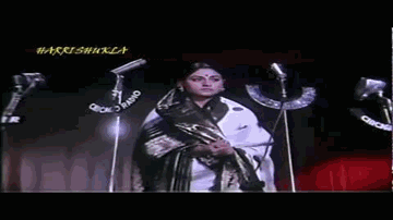 Piya Bina Piya Bina Basiya Lyrics - Amitabh Bachchan | Asrani | Jaya Bachchan | Lata Mangeshkar