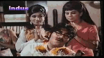 Priye Praneshwari Lyrics - Ashok Kumar | Vinod Khanna | Bharti | Kishore Kumar