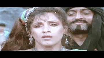 Pyar Ke Dushman Lyrics - Gulshan Grover | Pran | Prem Chopra | Lata Mangeshkar