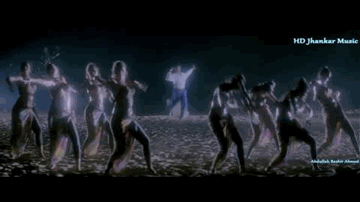 Pyar Pyar Pyar Mere Yaar Kaise Hua Lyrics - Akshay Kumar | Ajay Devgan | Aruna Irani | Udit Narayan | Bela Sulakhe