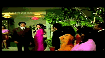 Raaste Kaa Patthar (Title) Lyrics - Amitabh Bachchan | Mohan Choti | Asit Sen | Mukesh Chand Mathur (Mukesh)