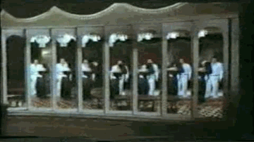 Raat Sone Ko Hai Lyrics - Tanuja | Zeenat Aman | Madan Puri | Asha Bhosle