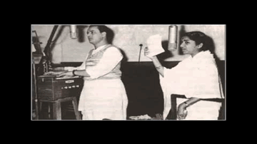 Rakha Hua Nishaane Pe Lyrics - Madhubala | Motilal | Gope | Lata Mangeshkar | Mukesh Chand Mathur (Mukesh)