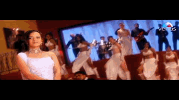 Re Mama Lyrics - Reema Sen | Suman Ranganathan | Fardeen Khan | Sunidhi Chauhan