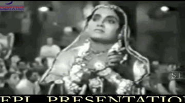 Roti Vrishbhanu Kumari Nirmohi Lyrics - Sunanda Banerjee | Asitbaran | Dilip Bose | Radharani