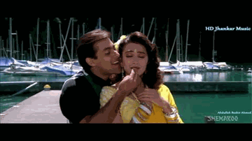 Saanso Kaa Chalna Dil Kaa Machalna Lyrics - Salman Khan | Karisma Kapoor | Kamaal Khan