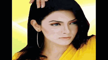 Sandesa Aaya Lyrics - Sunny Deol | Ashish Duggal | Sudesh Berry | Abhijit | Nabi Madjnun
