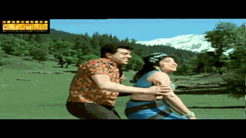 Sar Par Lamba Top Leke Lyrics - Tanuja | Dharmendra | Balraj Sahni | Mohammed Rafi | Asha Bhosle