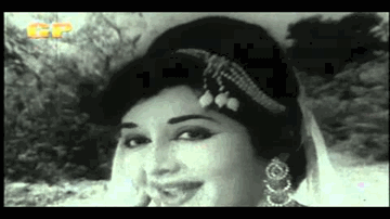 Sar Se Anchal Dhalakne Laga Lyrics - Chitra | Jairaj | Sherry | Suman Kalyanpur