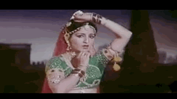 Sari Dal Dai Mope Rang Lyrics - Veena | Shyam | Komal Mahuakar | Purushottam Das Jalota | Sulakshana Pandit (Sulakshana Pratap Narain Pandit)