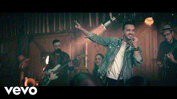 Sola Lyrics - Luis Fonsi