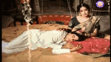 Suni Sej Saja Doon Lyrics - Ashok Kumar | Shashikala | Aruna Irani | Lata Mangeshkar