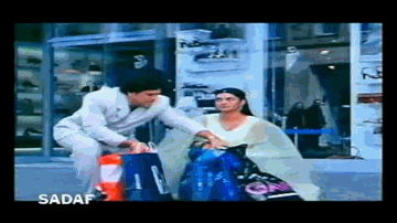 Suno Miya Suno Lyrics - Govinda | Sushmita Sen | Rambha | Sadhana Sargam | Sushma Shrestha (Poornima)