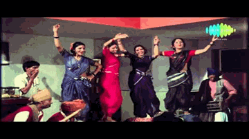 Taali Bajao Maza Nava Lyrics - Waheeda Rehman | Rehman | Ashok Kumar | Kishore Kumar