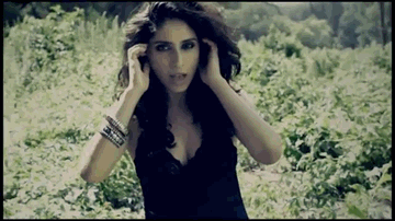 Tabaah (Title) Lyrics - Neha Bhasin