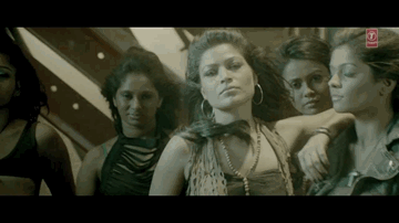 Tenu Tak De Lyrics - Pulkit Samrat | Amita Pathak | Natalie Di Luccio | Raghav Sachar