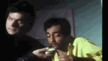 Tera Naam Sabke Lab Pe Lyrics - Anupam Kher | Paresh Rawal | Aditya Pancholi | Anuradha Paudwal