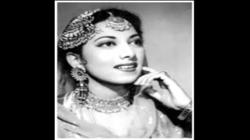 Thhumak Thhumak Jab Chaloon Main Lyrics - Suraiya | Nasir Khan | Yakub | Suraiya Jamaal Sheikh (Suraiya)
