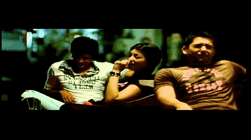 Tooti Phooti Dhadkanno Ki Lyrics - Ritesh Deshmukh | Aftab Shivdasani | Rimi Sen | K. K. | Shaan