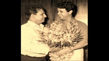 Tore Jaisi Chhori Lyrics - Jagirdar | Sanjay Khan | Bhagwan | Mukesh Chand Mathur (Mukesh)