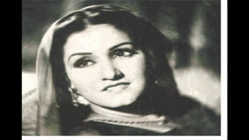Tum Ham Ko Bhula Baithe Ho Lyrics - Yakub | Ishwarlal | Meenakshi | Noor Jehan