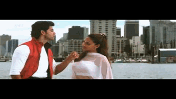 Tum Meri Baahon Mein Aa Na Sake Lyrics - Hrithik Roshan | Esha Deol | Kamaal Khan