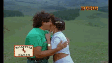 Tumko Dekh Ke Jhoom Gaya Lyrics - Madhuri Dixit | Govinda | Dilip Kumar | Alka Yagnik | Amit Kumar