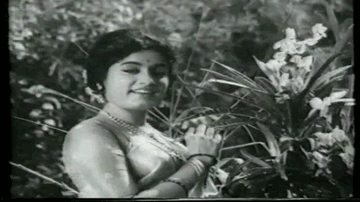 Tumne Hansi Hi Hansi Mein Lyrics - Randhir | Manoj Kumar | Sudesh Kumar | Lata Mangeshkar | Mahendra Kapoor