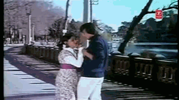 tuu laalii hai savere vaalii gagan rang de Lyrics - Jaya Bhaduri | Simi Grewal | Kiran kumar | Kishore Kumar | Asha
