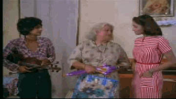 Uthe Sabke Kadam Lyrics - Asrani | Amol Palekar | Tina Munim | Lata Mangeshkar | Amit Kumar