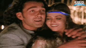 Uttar Dakshin Purab Pashchim Lyrics - Aishwarya Rai | Anupam Kher | Shammi Kapoor | Alka Yagnik | Sonu Nigam