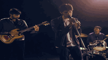 Yaadein (Title) Lyrics - Khushboo | Ashutosh Sharma | Pratik Shetty