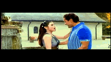Yaara Mere Yaara Mere Yaaram Lyrics - Rani Mukerji | Bobby Deol | Johnny Lever | Anuradha Paudwal | Udit Narayan