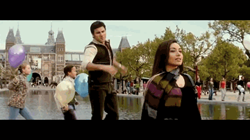 Yaara Yaara Lyrics - Saif Ali Khan | Rishi Kapoor | Abhishek Bachchan | Alka Yagnik | Udit Narayan