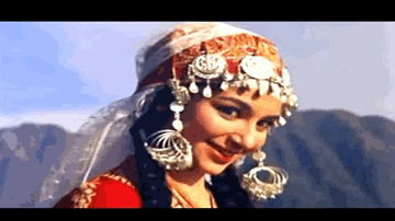 ye chaaNd saa roshan cheharaa (taariif karuuN kyaa usakii) Lyrics - Shammi Kapoor | Sharmila Tagore | Sharmila | Mohammad Rafi