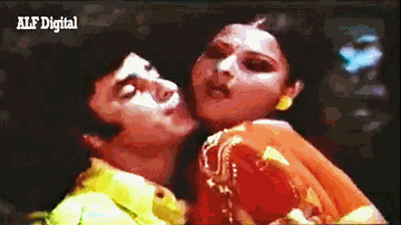 Ye Chehra Ye Zulfe Lyrics - Rekha | Rehman | Jeevan | Lata Mangeshkar | Mohammed Rafi